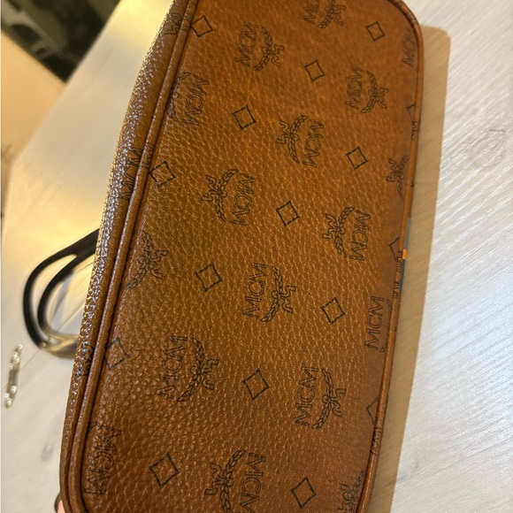 MCM Cognac Visetos Tote Bag - Picture 4 of 11